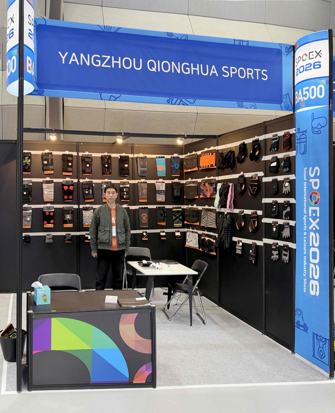 1775524943415226.jpg 韩国站现场图.jpg